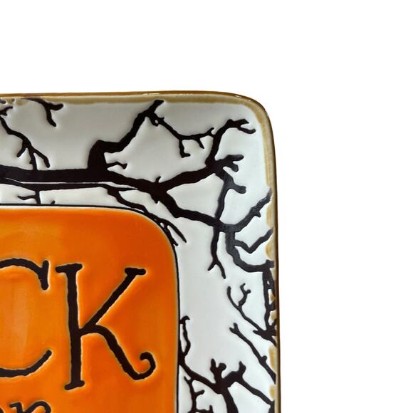 Eli+ Ana TRICK OR TREAT Plate Set of 2 Ceramic 8.75in Spooky Square New - Picture 10 of 13